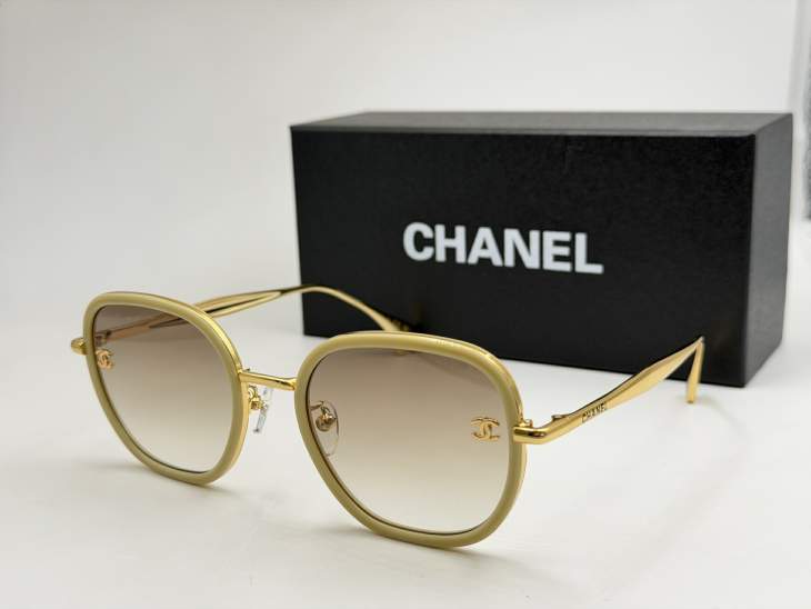 Picture of Chanel Sunglasses _SKUfw77118199fw